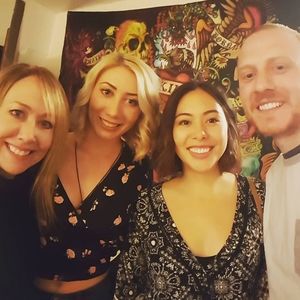 Meet your Posher, Chloe